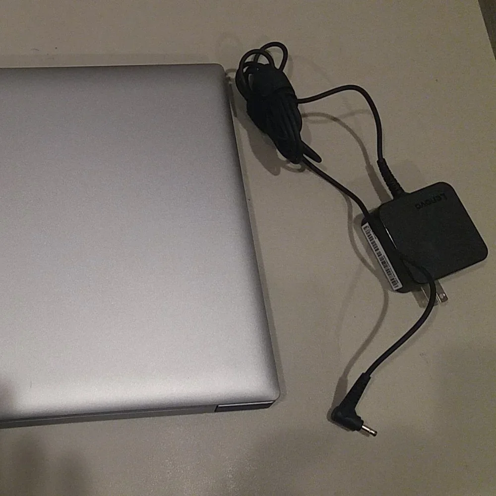 Lenovo Ideapad 330 15.6 Inch Touchscreen Laptop DVDRW, 12GB RAM, 1TB HDD